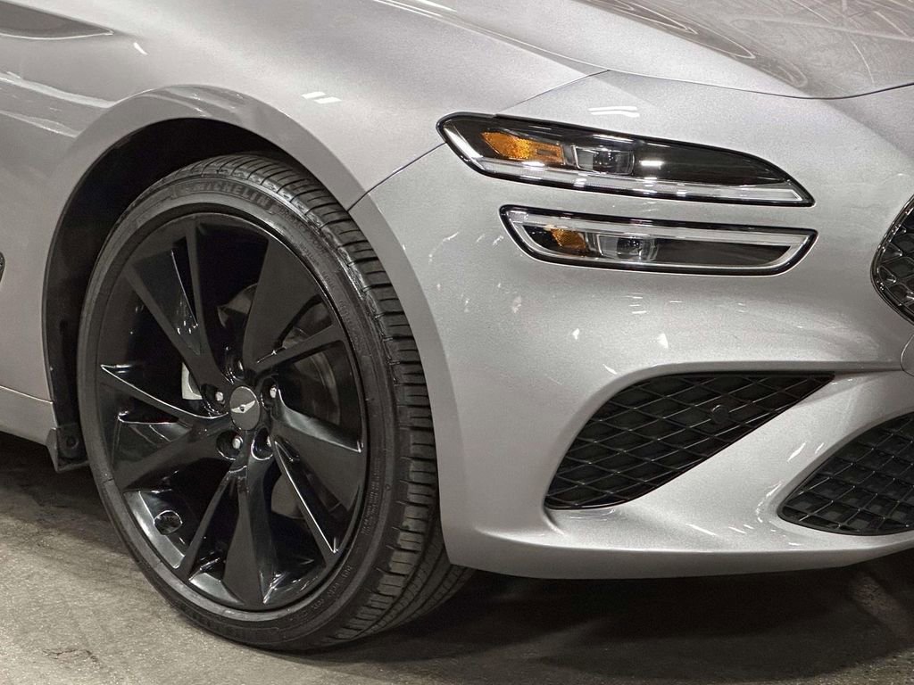 Used 2023 Genesis G70 2.0T w/ Sport Prestige Package AWD/4WD image 10