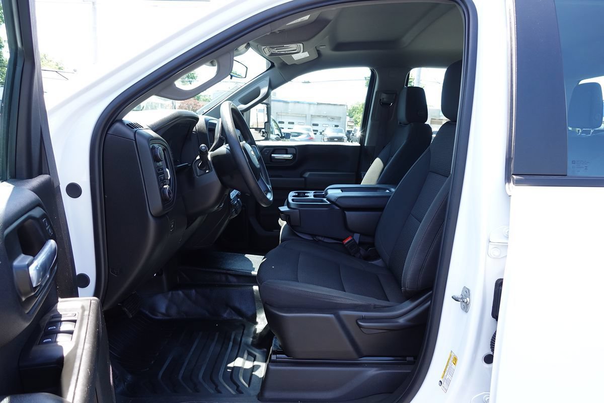 Used 2025 Chevrolet Silverado 2500 W/T AWD/4WD image 16
