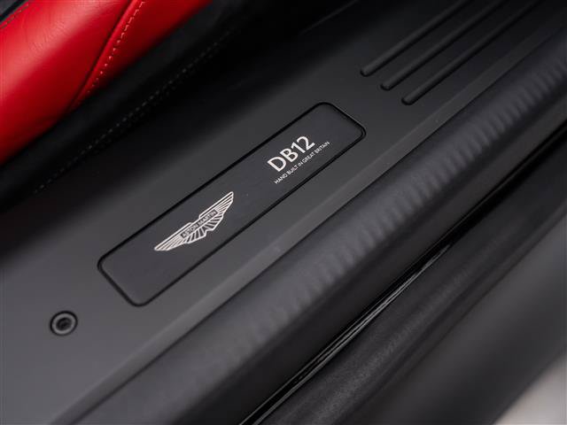 Used 2025 Aston Martin DB12 Convertible RWD image 32