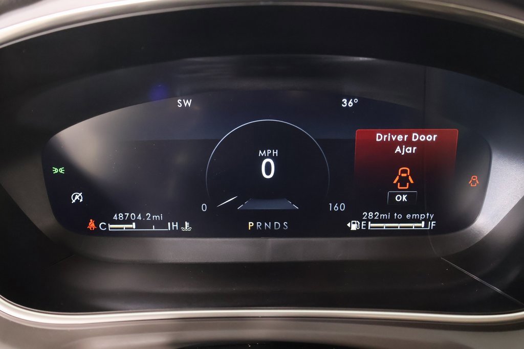 Used 2020 Lincoln Nautilus Reserve w/ Equipment Group 201A image 4