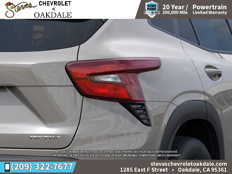 New 2026 Chevrolet Trax ACTIV w/ Sunroof Package FWD image 11