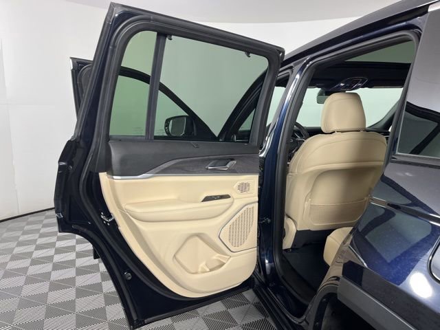 Used 2024 Jeep Grand Cherokee Limited 4xe w/ Luxury Tech Group II image 43