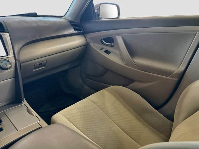 Used 2009 Toyota Camry LE FWD image 21