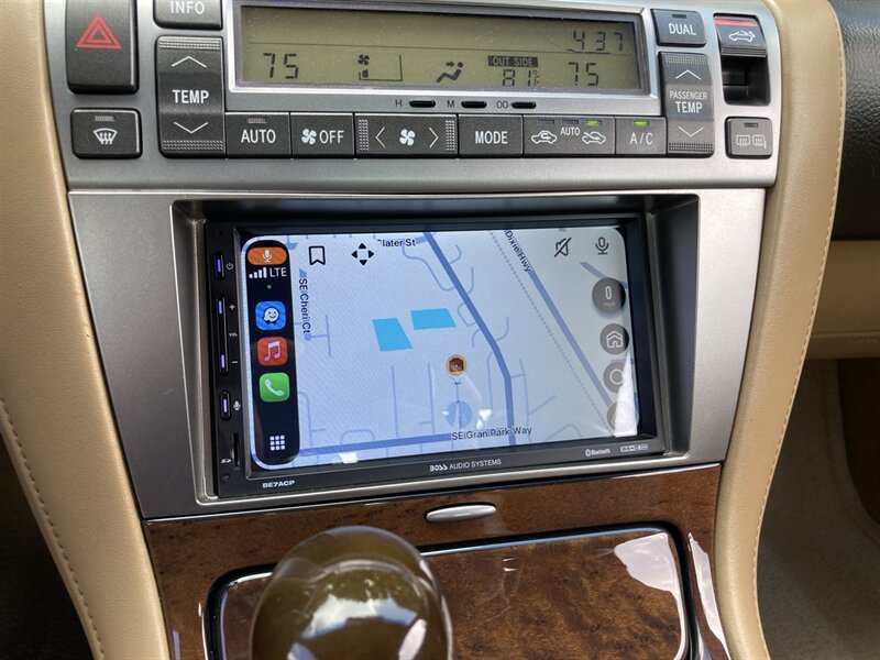 Used 2009 Lexus SC 430 Convertible RWD image 24