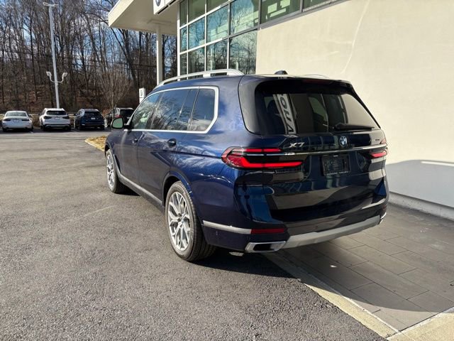 Used 2025 BMW X7 xDrive40i w/ Climate Comfort Package image 3