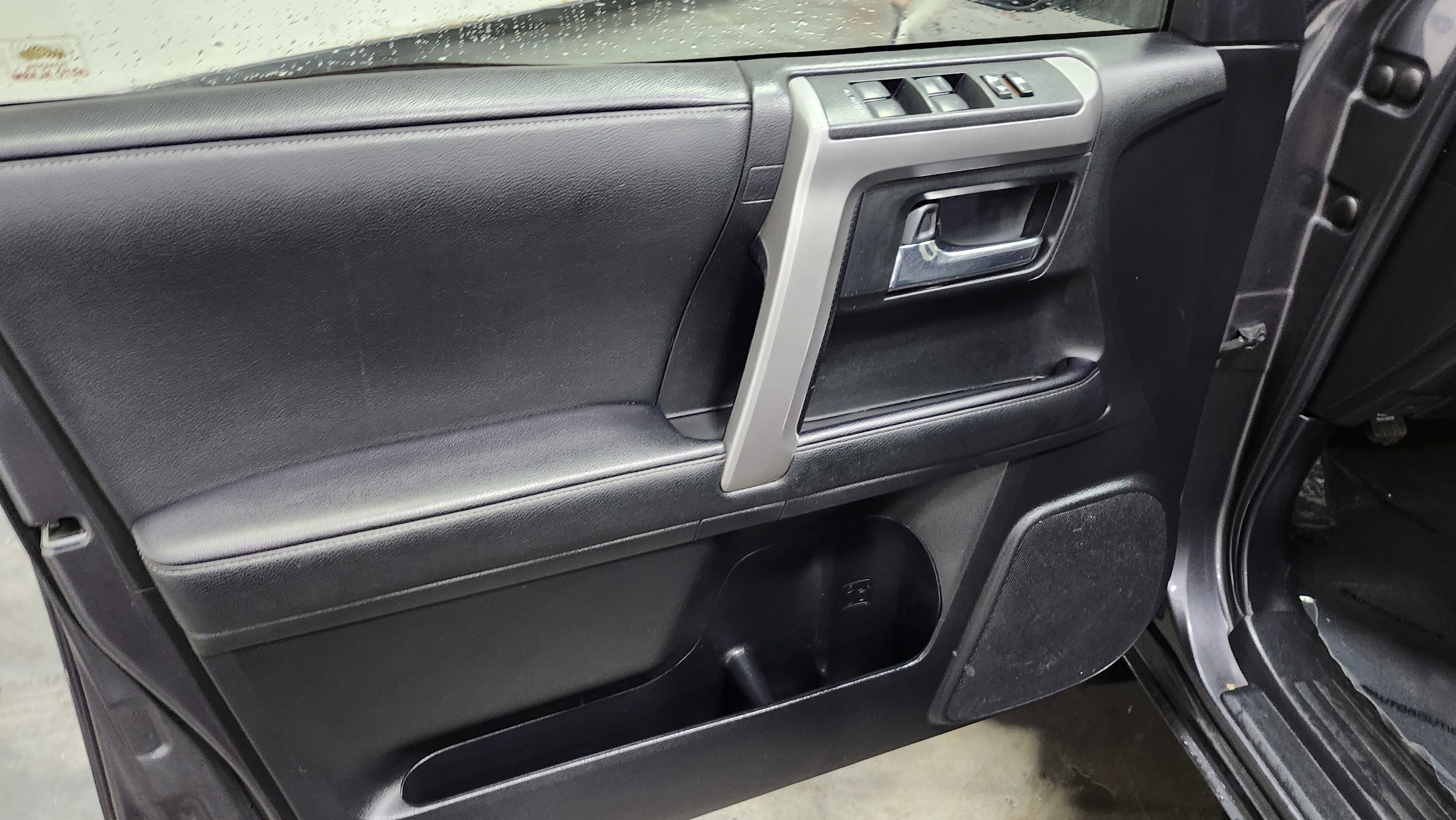 Used 2020 Toyota 4Runner SR5 image 24