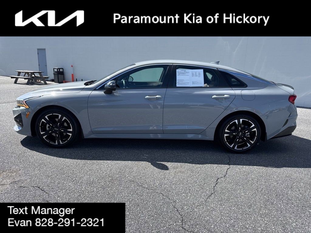 Used 2023 Kia K5 GT-Line w/ GT-Line Premium Package image 4