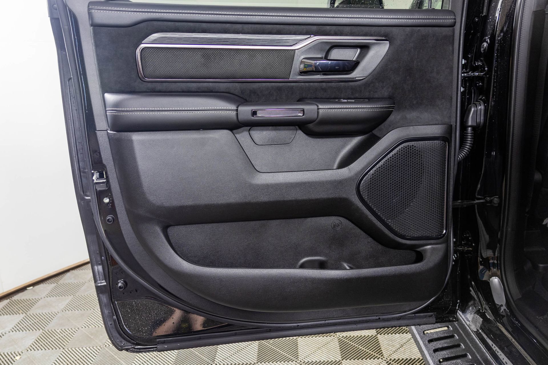 New 2026 RAM 1500 RHO AWD/4WD image 38
