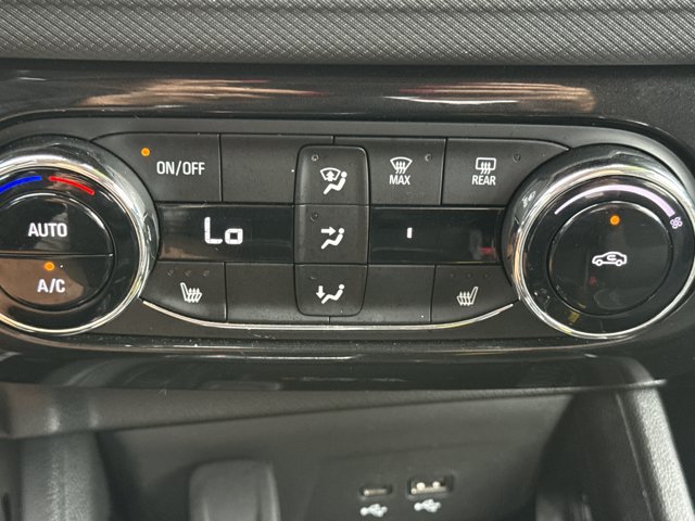 Used 2024 Chevrolet TrailBlazer LT w/ Convenience Package FWD image 20