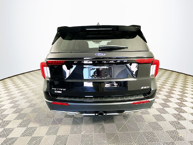 New 2026 Ford Explorer Active w/ Active Comfort Package AWD/4WD image 9
