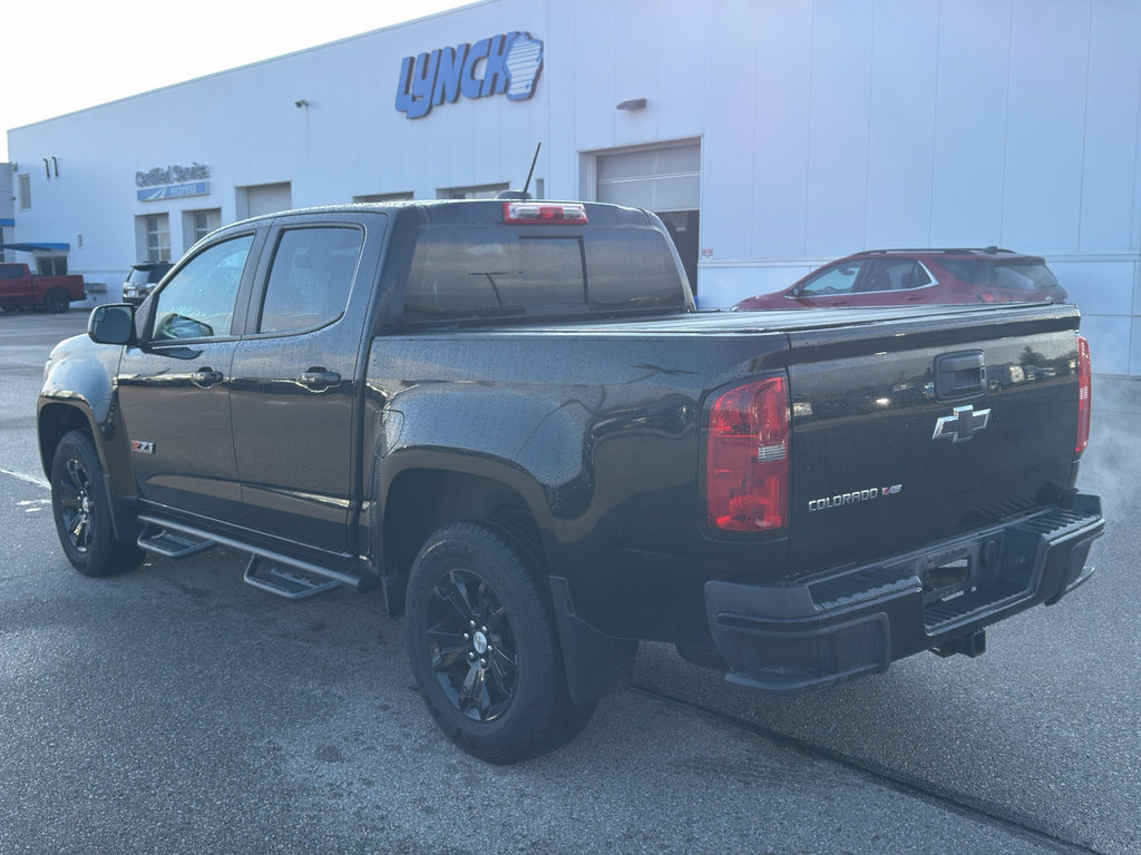 Used 2017 Chevrolet Colorado Z71 w/ Z71 Midnight Edition AWD/4WD image 3