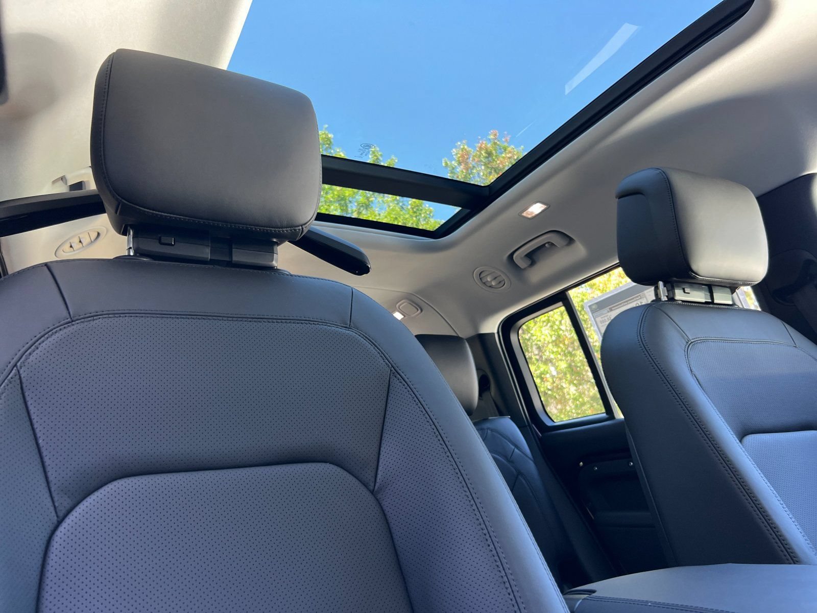 New 2026 Land Rover Defender 130 S AWD/4WD image 18