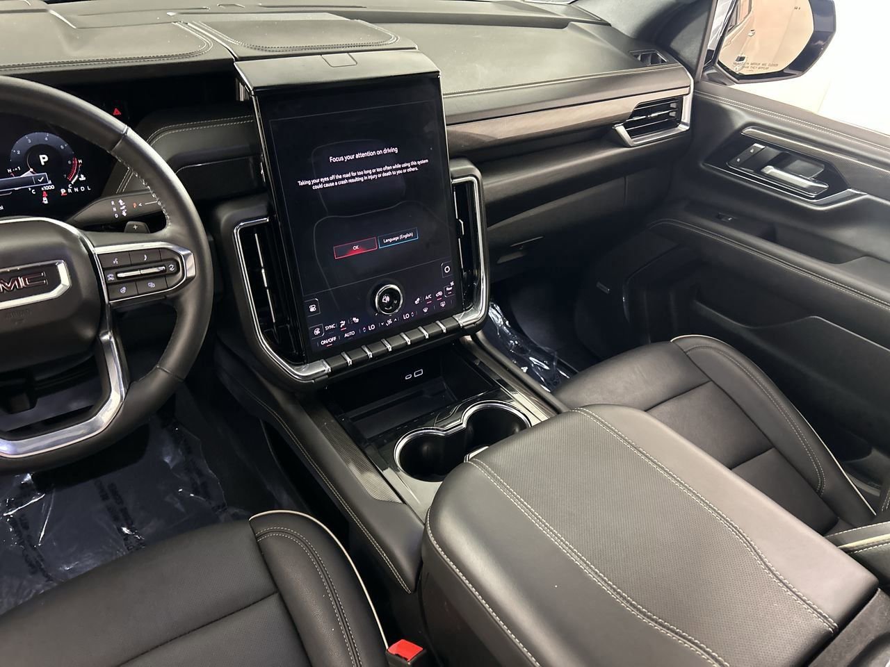 Used 2025 GMC Yukon Elevation image 22