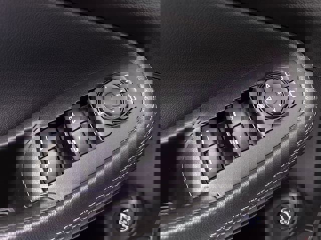 Used 2023 Buick Encore GX Essence w/ Experience Buick Package image 56