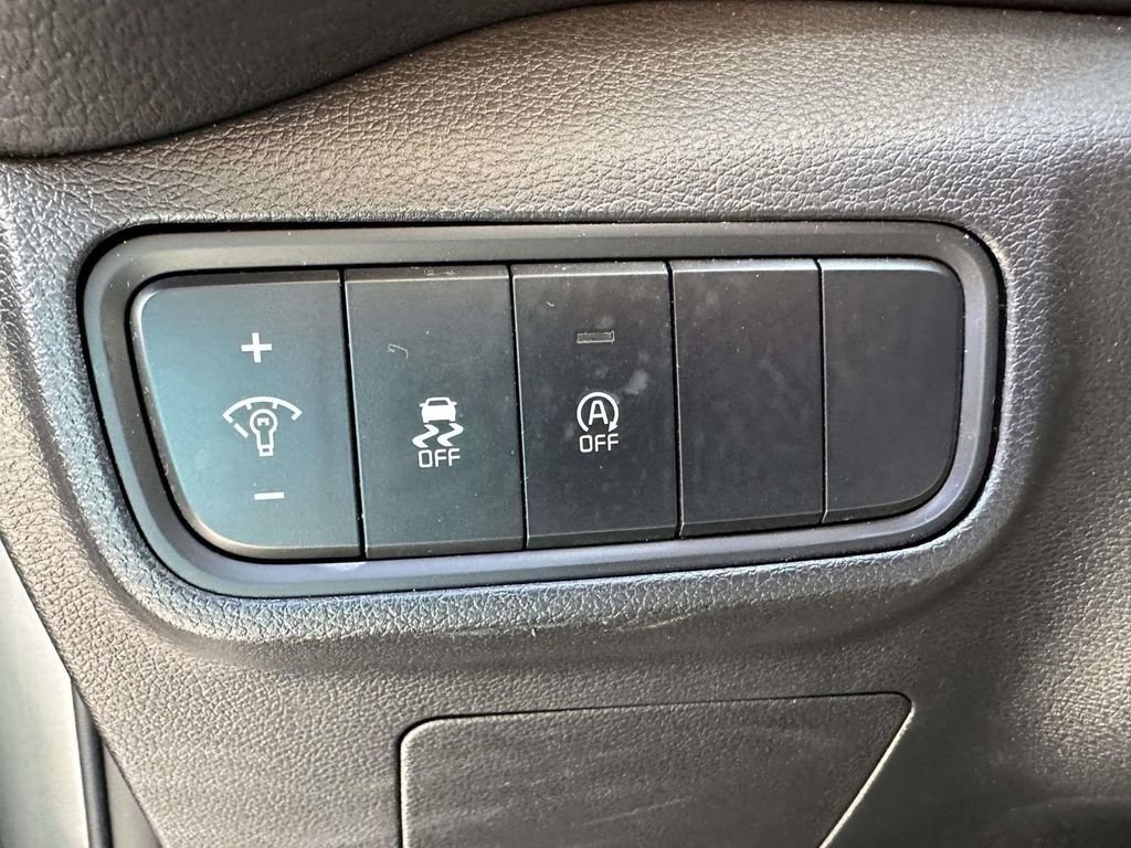 Used 2023 Kia Soul LX FWD image 16