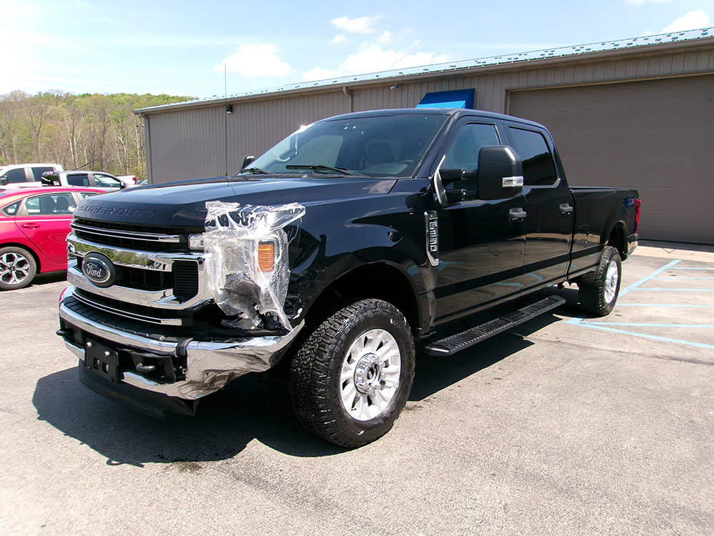 Used 2021 Ford F250 XLT AWD/4WD image 1