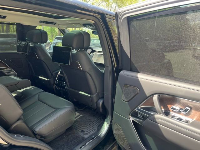 Certified 2025 Land Rover Range Rover Long Wheelbase Autobiography image 12
