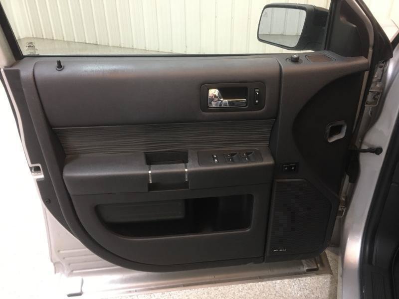 Used 2019 Ford Flex SEL w/ Equipment Group 202A AWD/4WD image 10