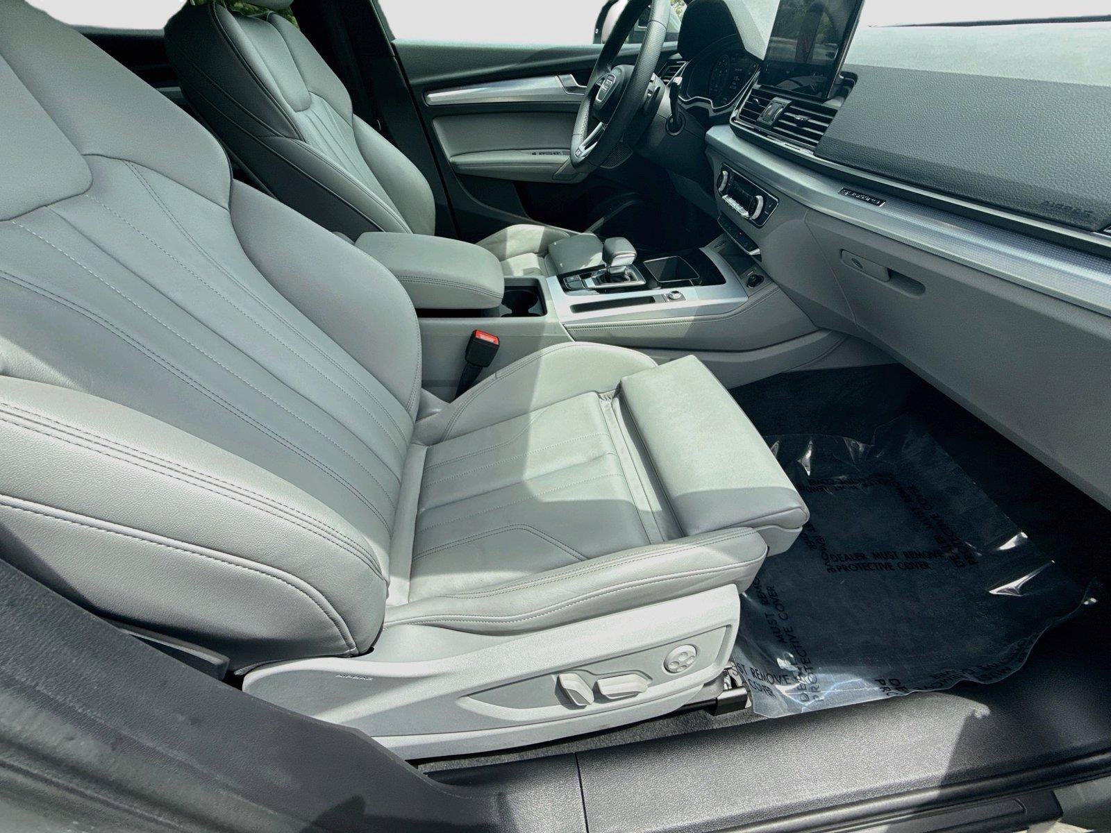 Certified 2024 Audi Q5 2.0T Premium Plus AWD/4WD image 29