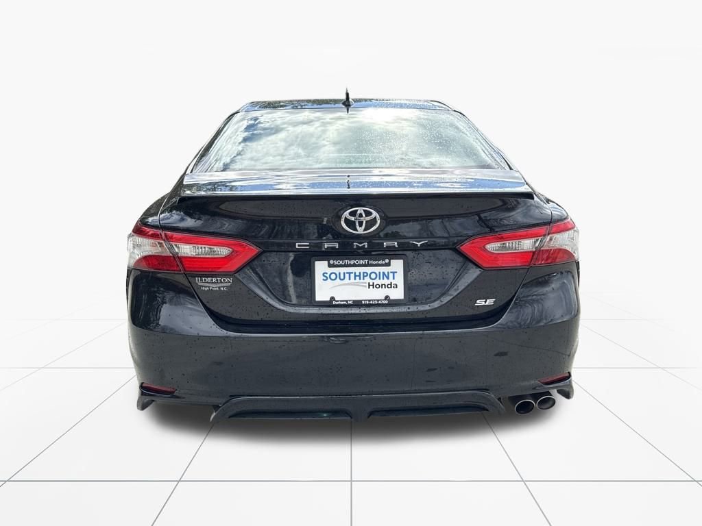 Used 2018 Toyota Camry SE image 7