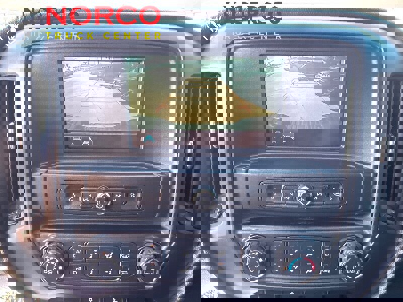 Used 2018 Chevrolet Silverado 1500 Custom image 20