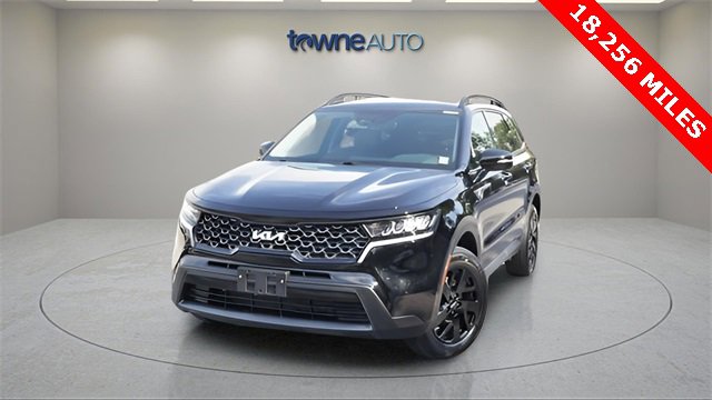 Used 2022 Kia Sorento S image 9