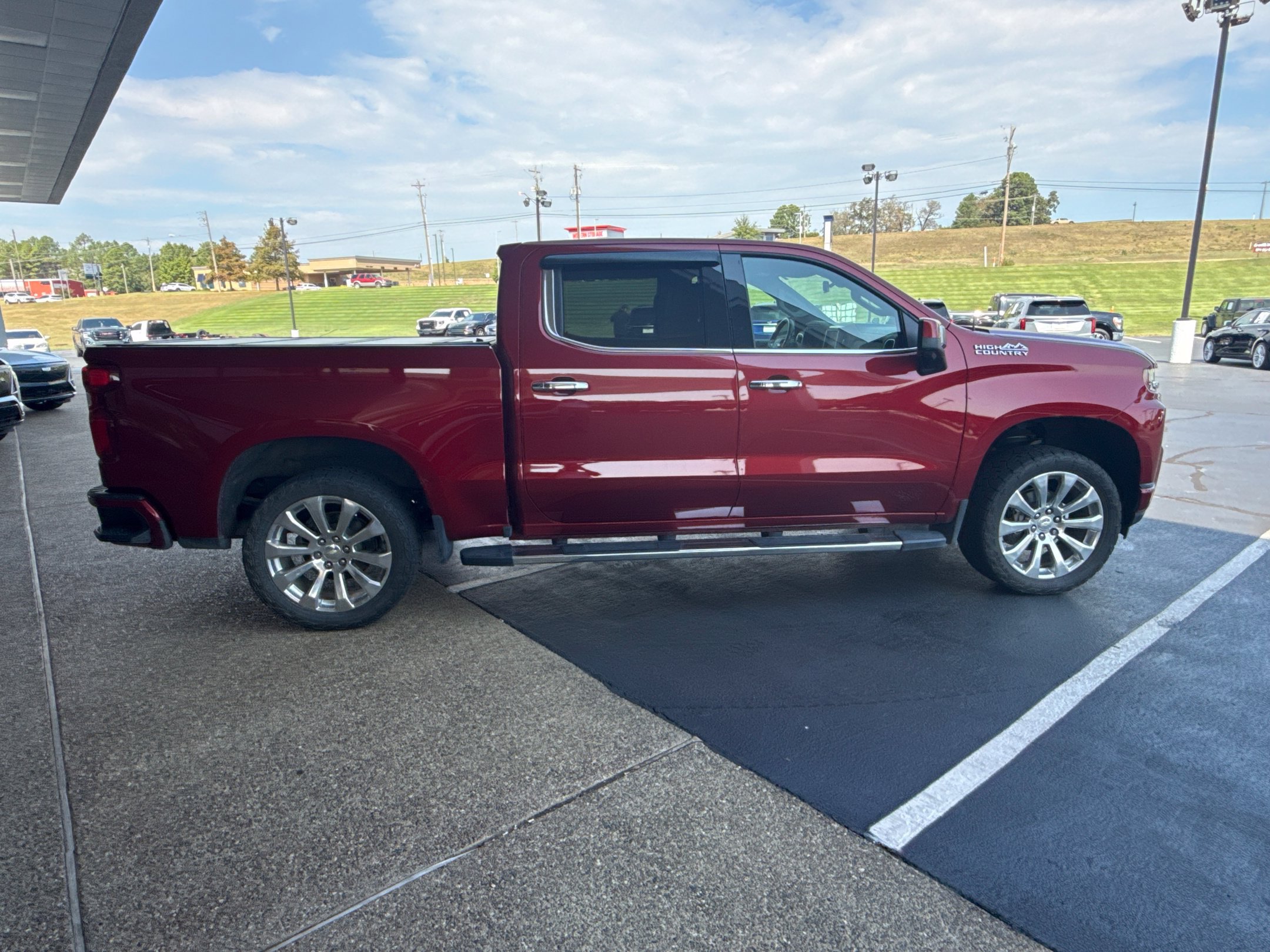 Used 2022 Chevrolet Silverado 1500 High Country AWD/4WD image 6