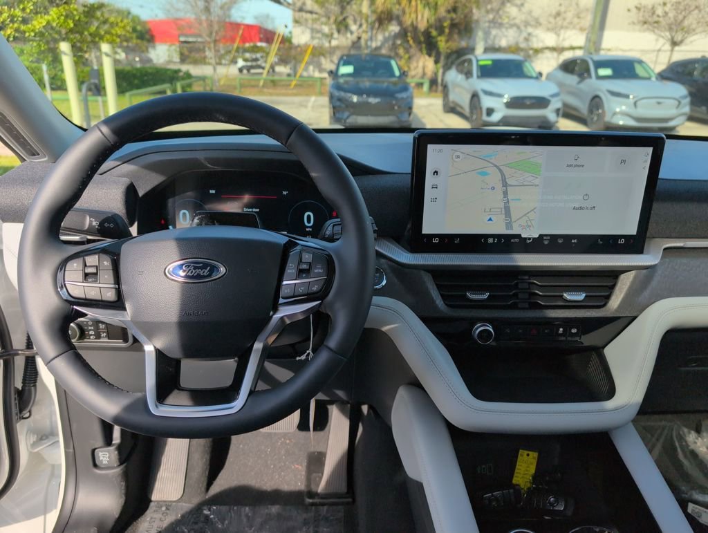 New 2026 Ford Explorer Platinum w/ LUX Leather Package image 21