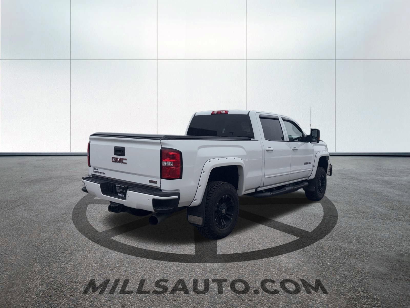 Used 2019 GMC Sierra 3500 SLT w/ Duramax Plus Package image 6