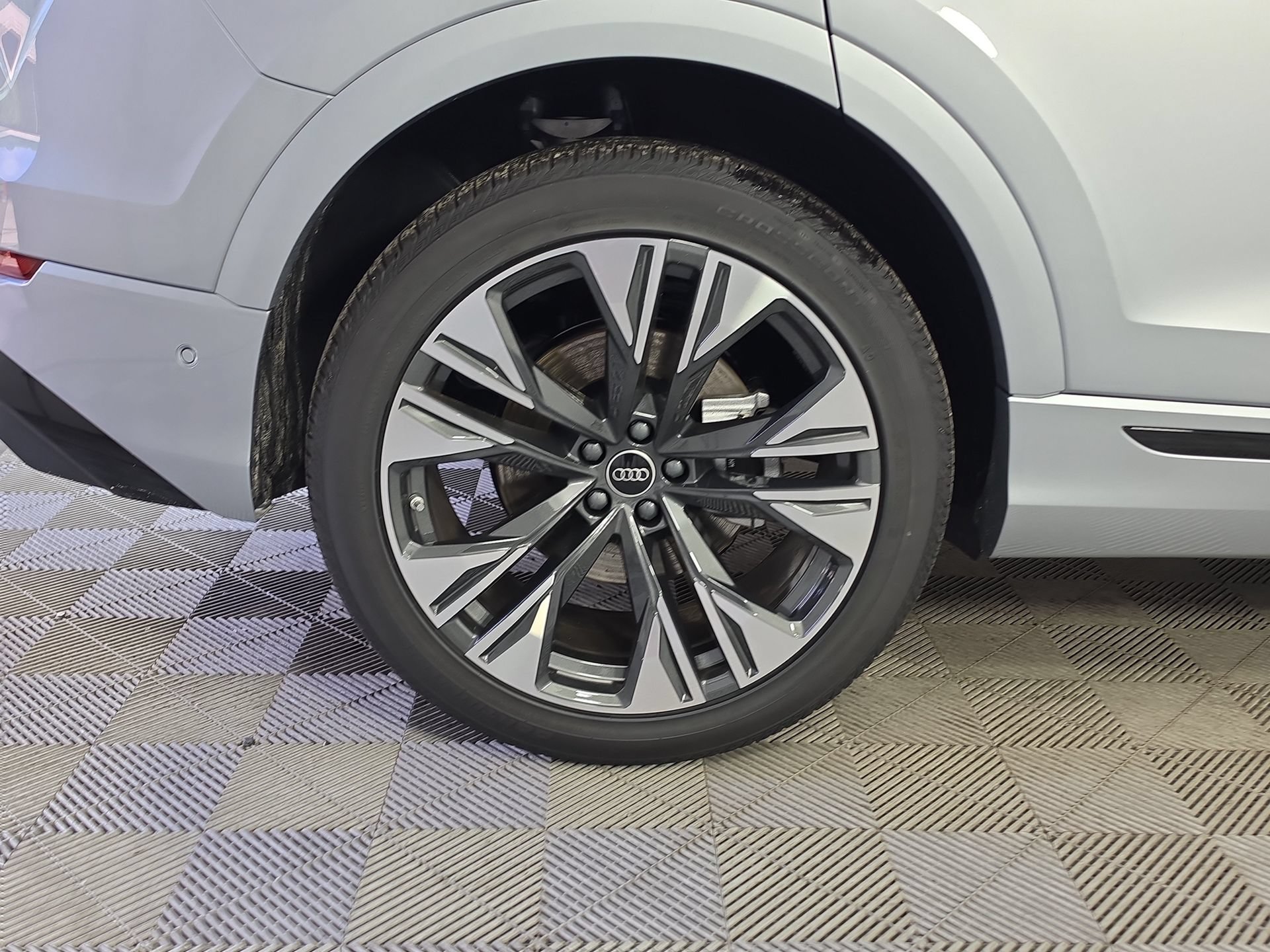 New 2026 Audi Q8 Prestige AWD/4WD image 7