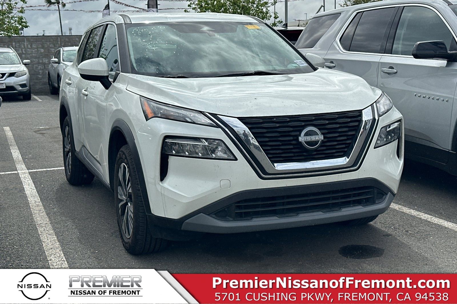 Certified 2023 Nissan Rogue SV FWD image 1