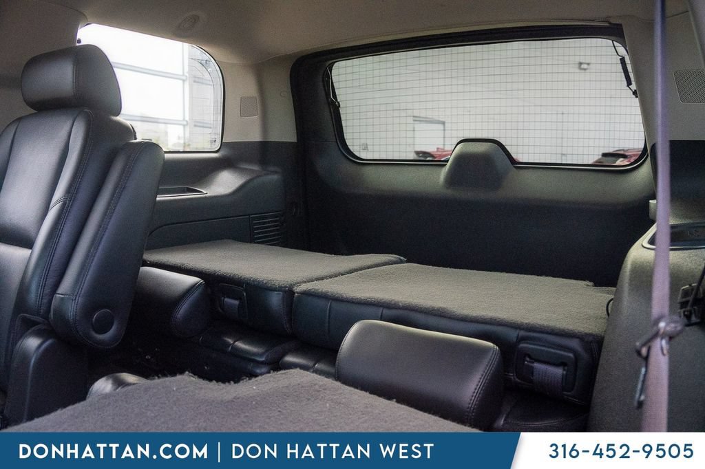 Used 2010 Chevrolet Tahoe LTZ AWD/4WD image 18