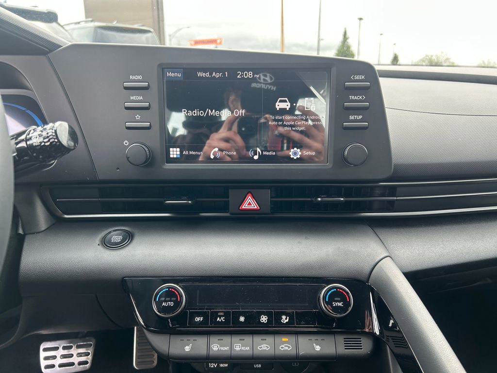 New 2026 Hyundai Elantra SEL Sport Premium image 21