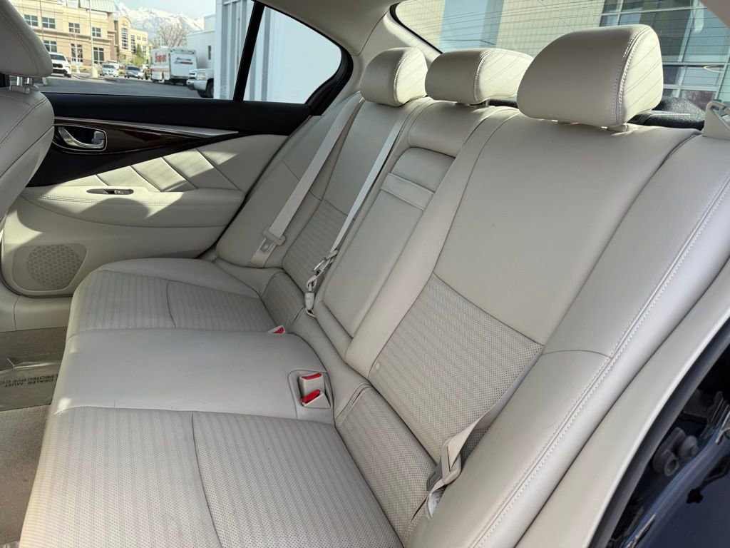 Used 2015 INFINITI Q50 Sport w/ Technology Package image 15