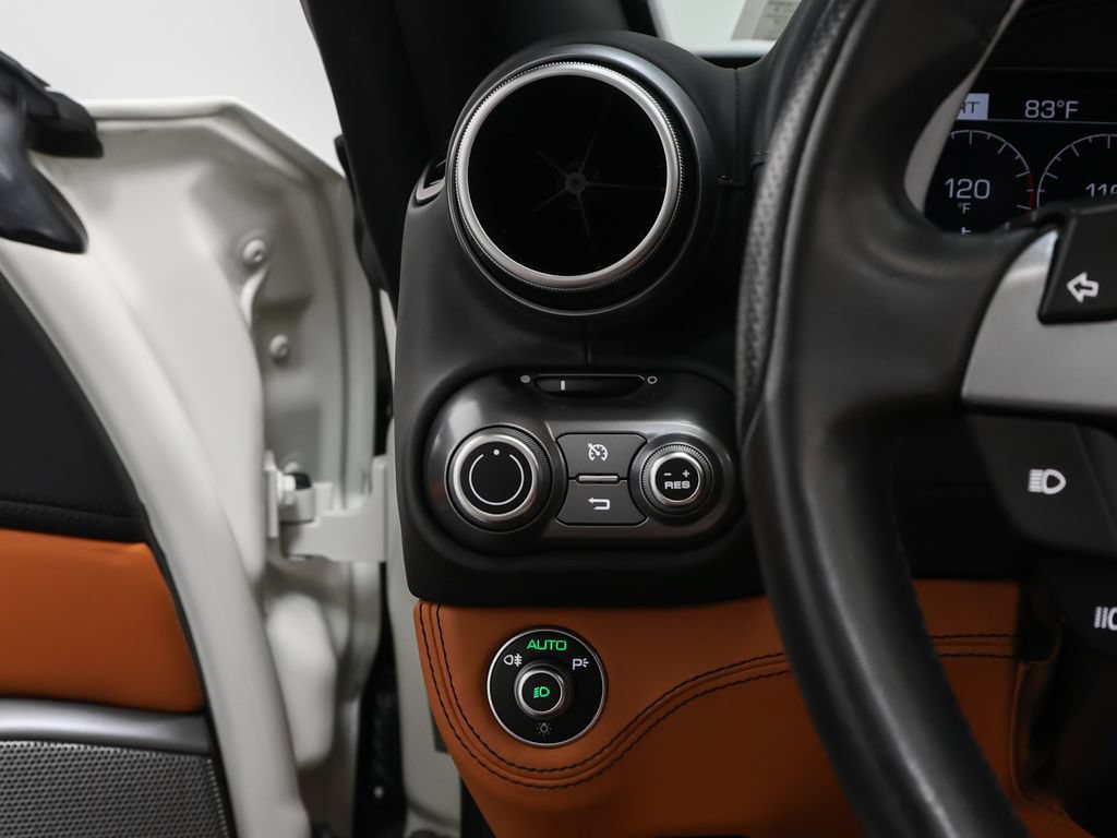 Certified 2019 Ferrari Portofino RWD image 46