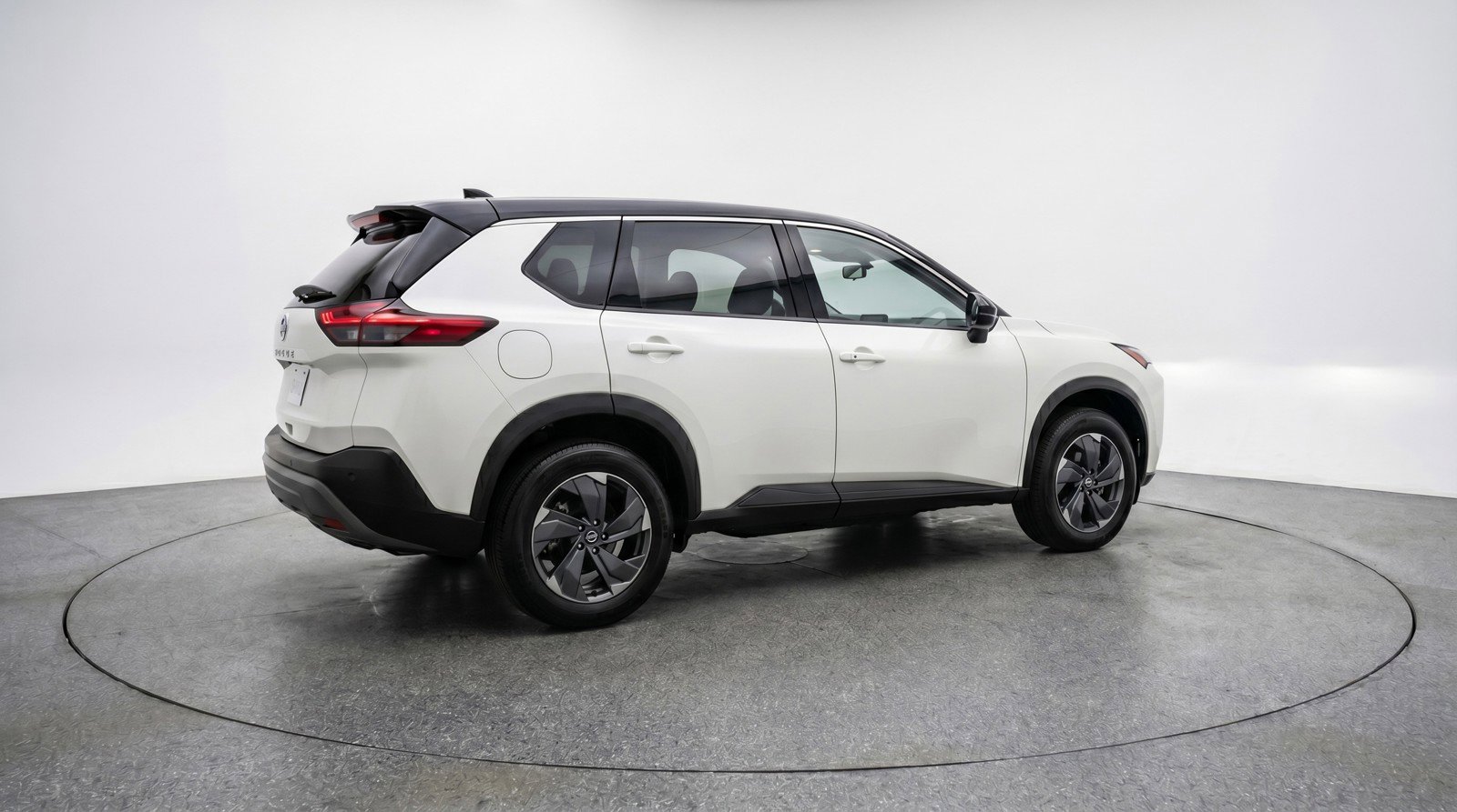 Used 2025 Nissan Rogue SV AWD/4WD image 9
