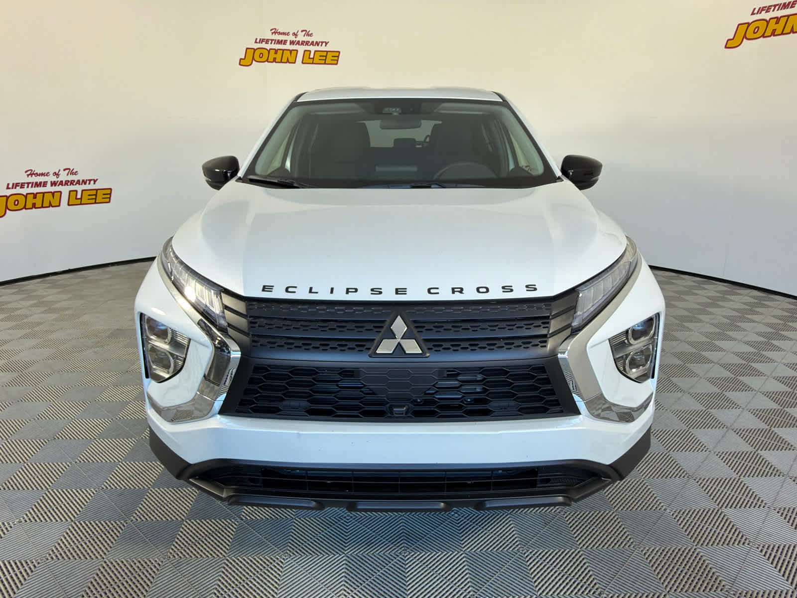 New 2026 Mitsubishi Eclipse Cross LE AWD/4WD image 9