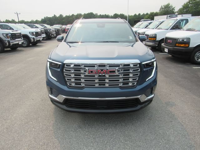 Certified 2025 GMC Acadia Denali w/ LPO, All-Weather Package AWD/4WD image 5