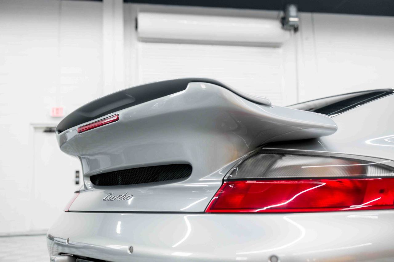 Used 2002 Porsche 911 Turbo AWD/4WD image 30