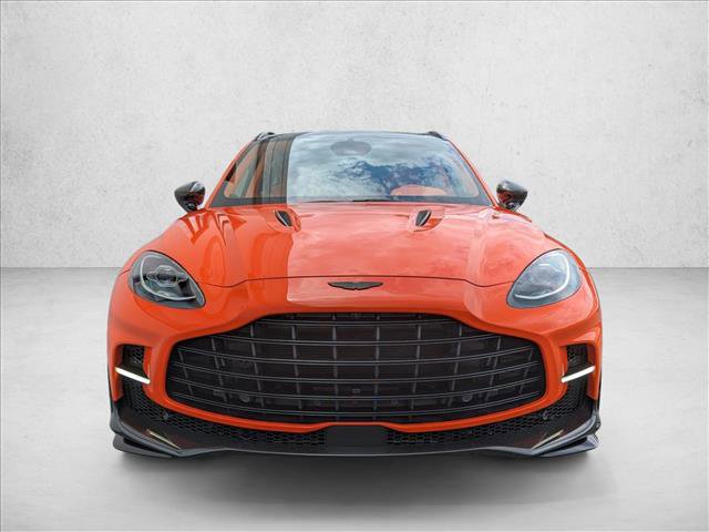 Used 2025 Aston Martin DBX 707 image 3