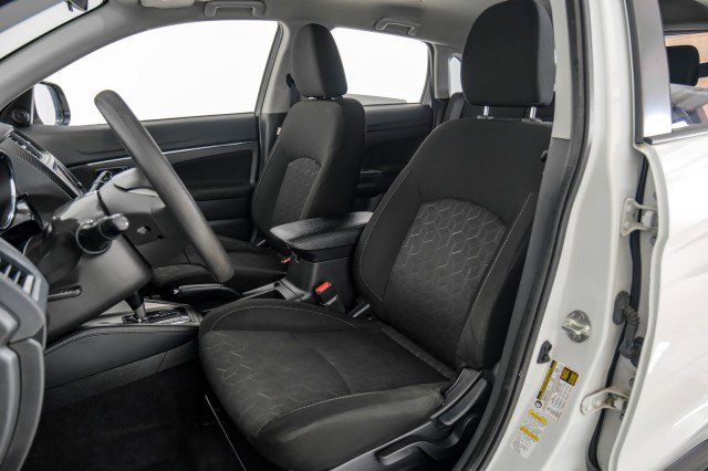 Used 2020 Mitsubishi Outlander Sport ES image 29