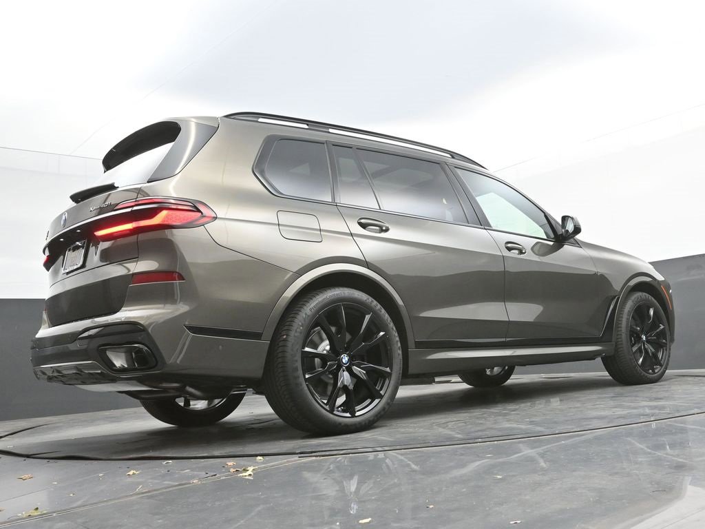 New 2026 BMW X7 xDrive40i w/ M Sport Package image 56