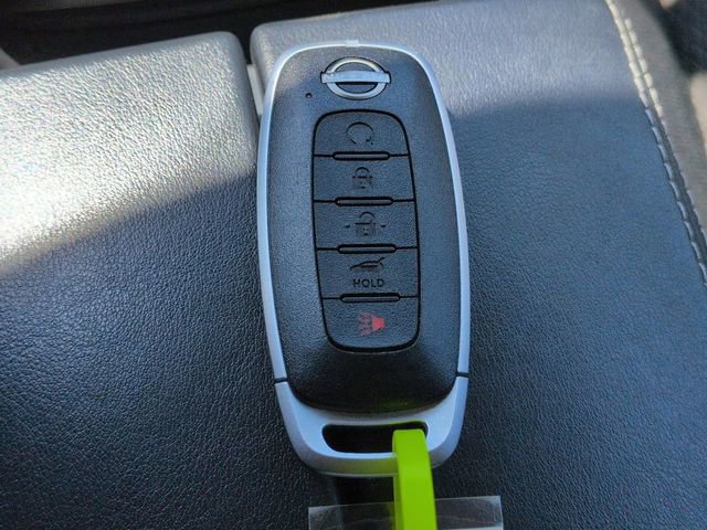 Used 2025 Nissan Rogue SV AWD/4WD image 36