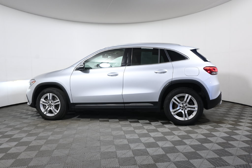 Used 2021 Mercedes-Benz GLA 250 4MATIC image 2