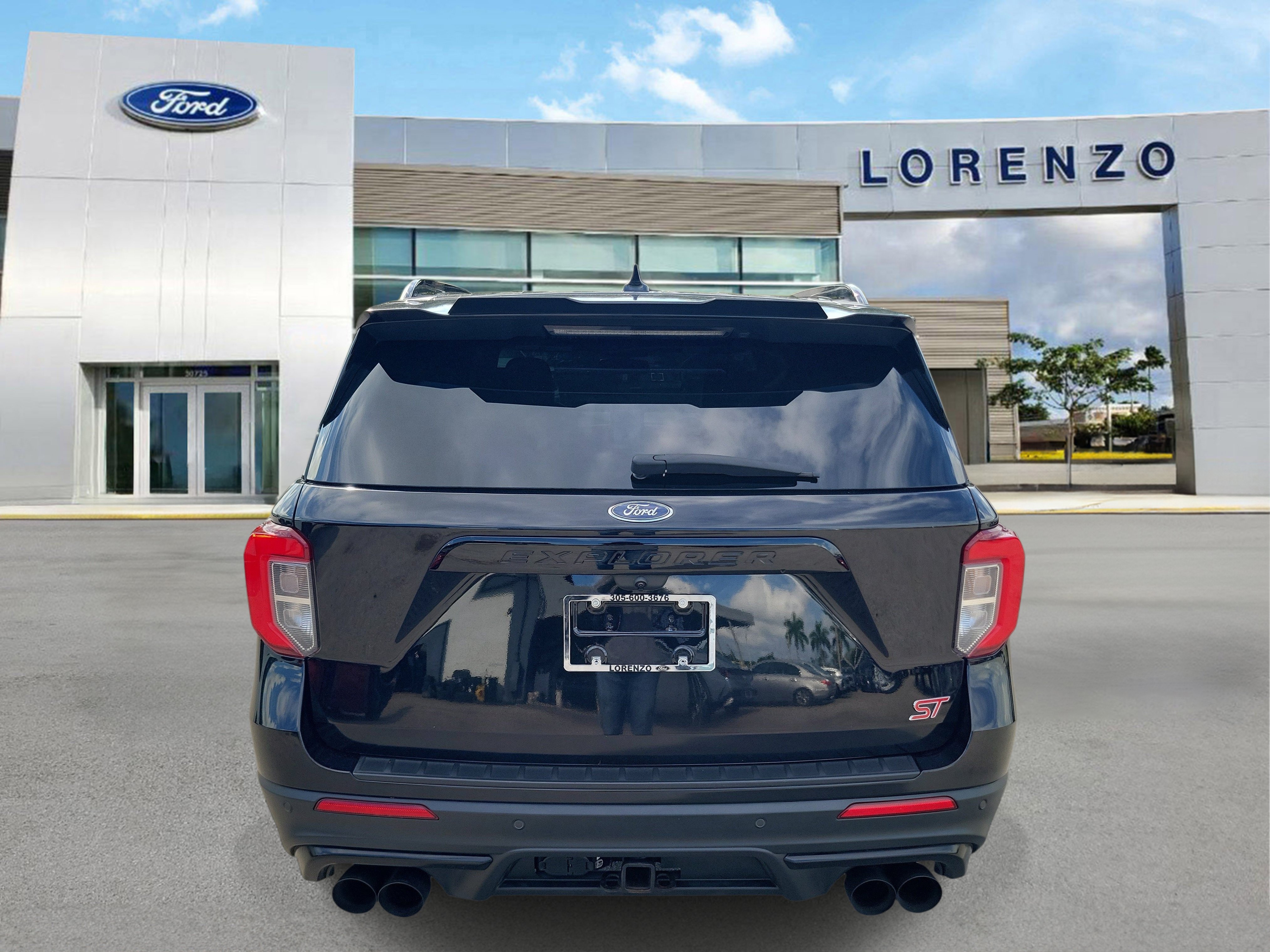 Used 2020 Ford Explorer ST w/ ST Street Pack AWD/4WD image 6