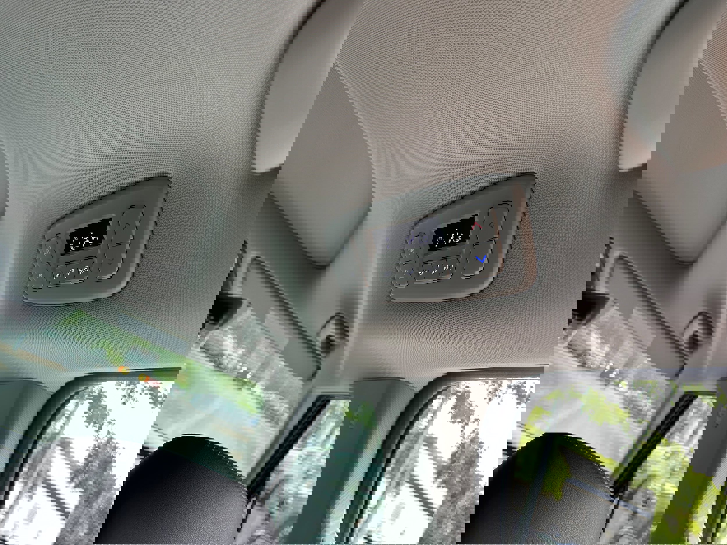 New 2026 Kia Carnival SX w/ SX Dark Edition Package image 23