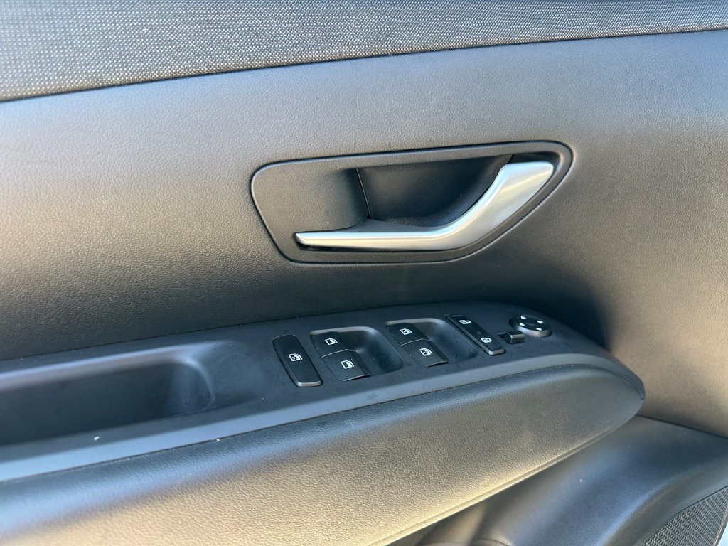 Used 2023 Hyundai Tucson SEL w/ Convenience Package FWD image 10