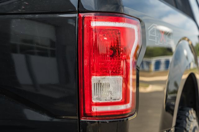 Used 2017 Ford F150 XLT image 8