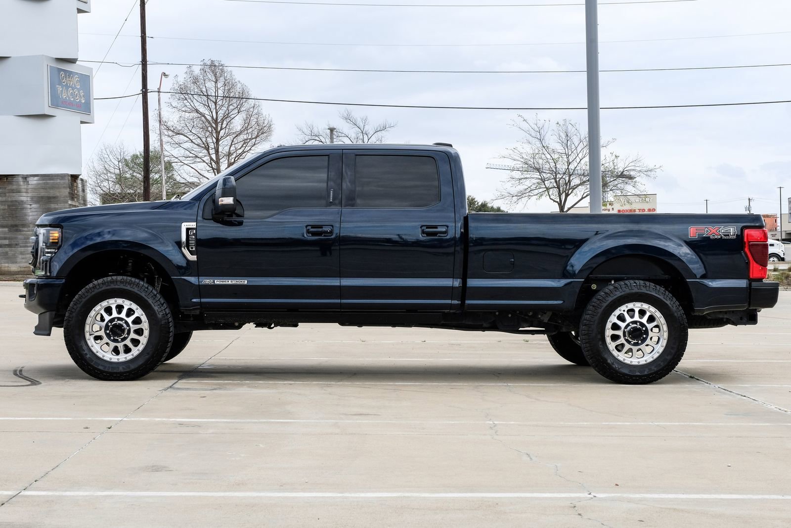 Used 2022 Ford F250 Lariat w/ Lariat Ultimate Package image 11