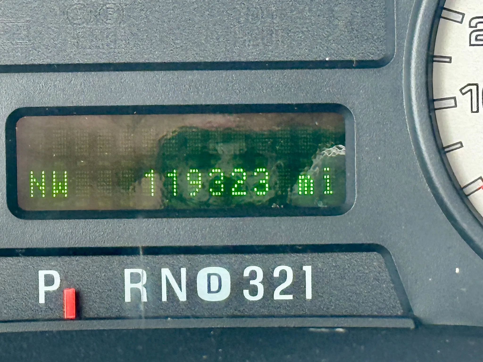 Used 2005 Ford F350 Lariat image 12